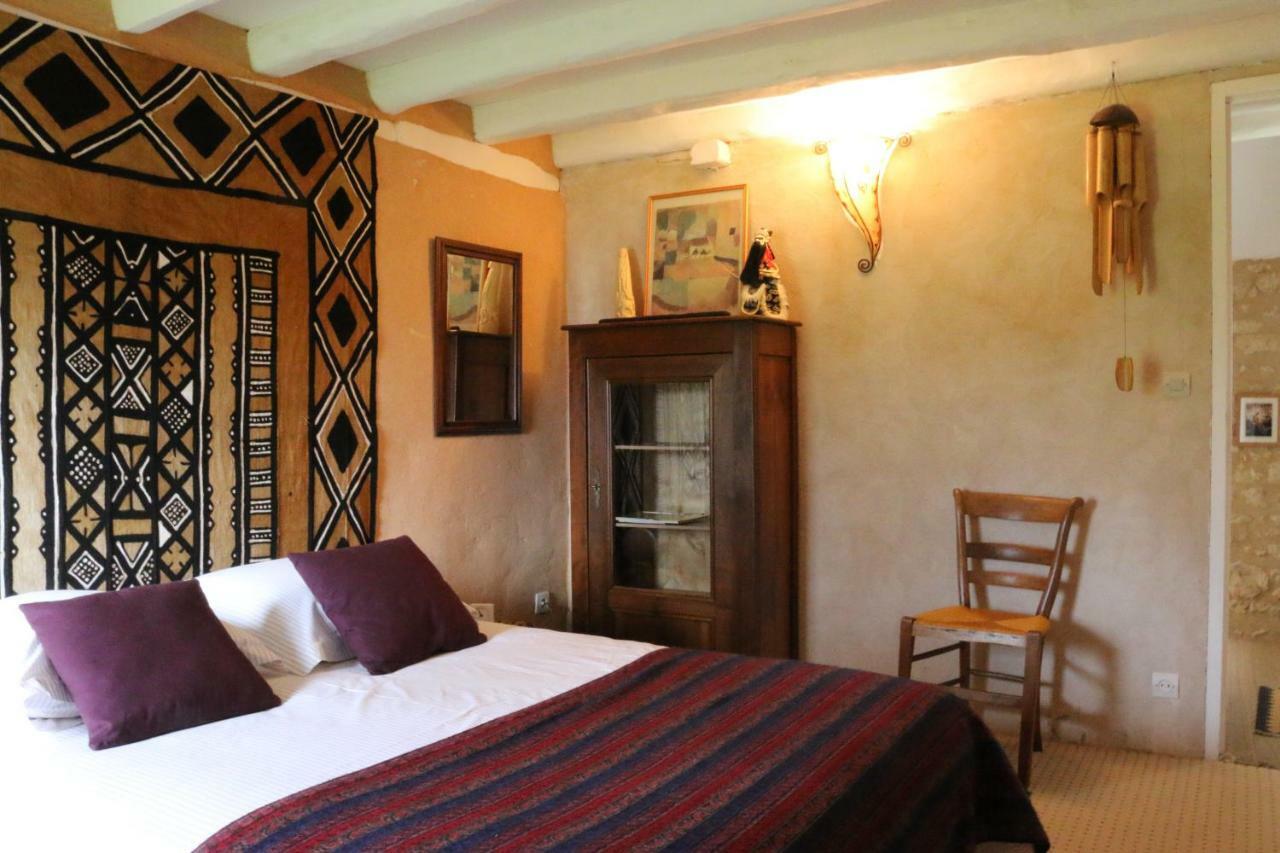 Le Bourgis Bed and Breakfast La Chapelle-Montligeon Eksteriør billede