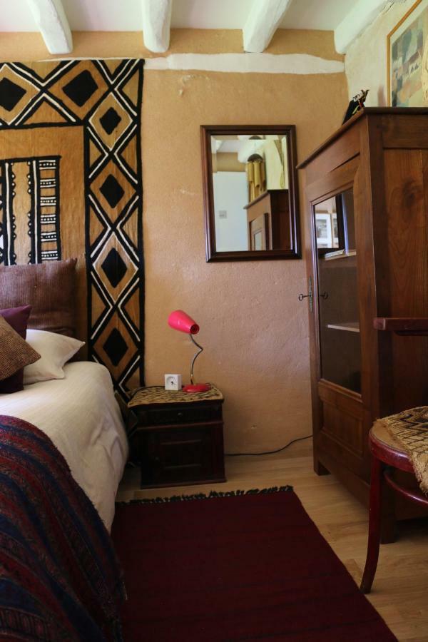 Le Bourgis Bed and Breakfast La Chapelle-Montligeon Eksteriør billede